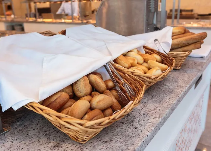 Хотел серенити бей - Царево