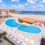 מלון Serenity Bay צרבו