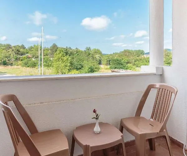 Отель серенити бей Царёво